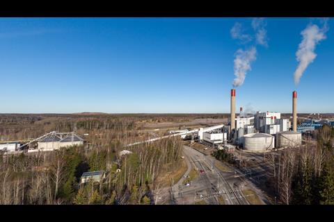 The European Commission is postponing a decision on whether natural gas projects, such as Finland's Martinlaakso dual-cycle power plant in Vantaa (pictured), should be included in its green finance taxonomy. (credit: Joneikifi, Creative Commons ...